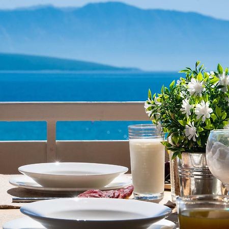 Ifi Sea House Apartment Nikiana Luaran gambar
