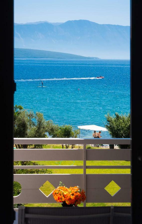 Ifi Sea House Apartment Nikiana Luaran gambar