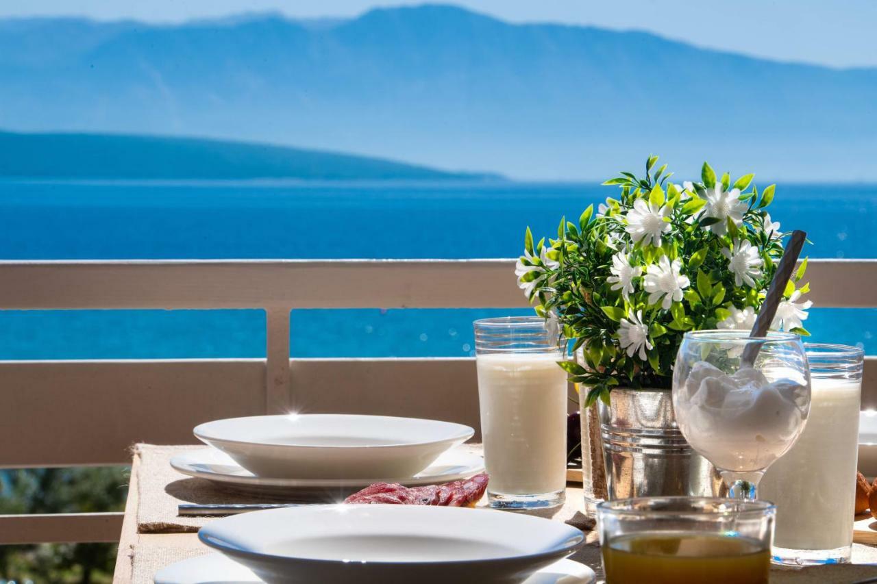 Ifi Sea House Apartment Nikiana Luaran gambar