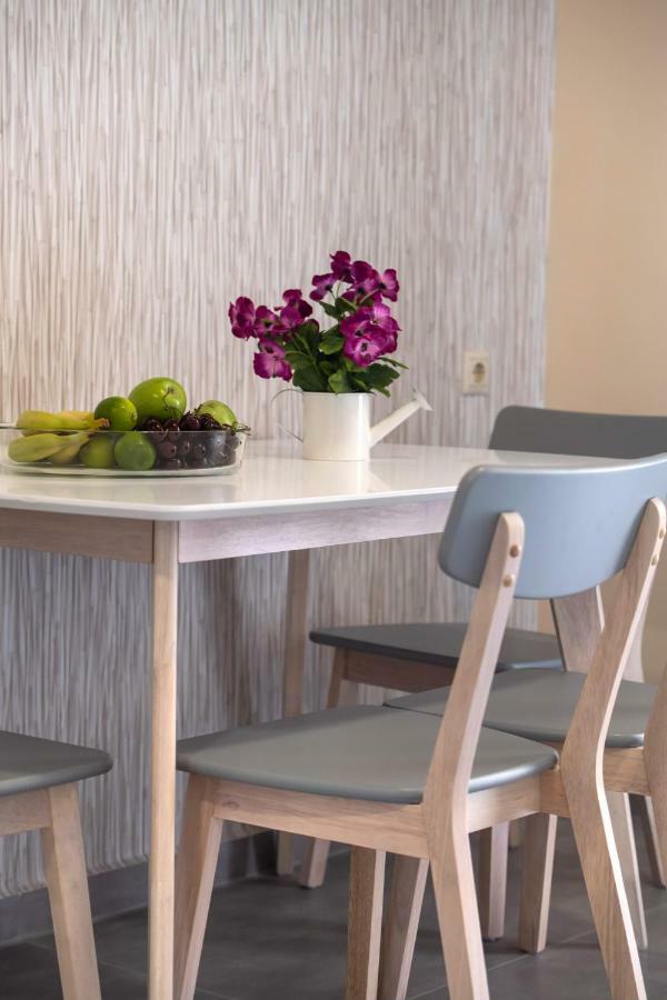 Ifi Sea House Apartment Nikiana Luaran gambar
